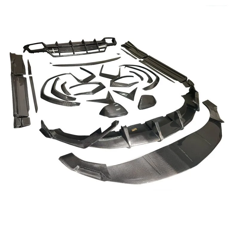 طقم هيكل من ألياف الكربون لسيارة لامبورغيني URUS TOPCAR 2018-IN