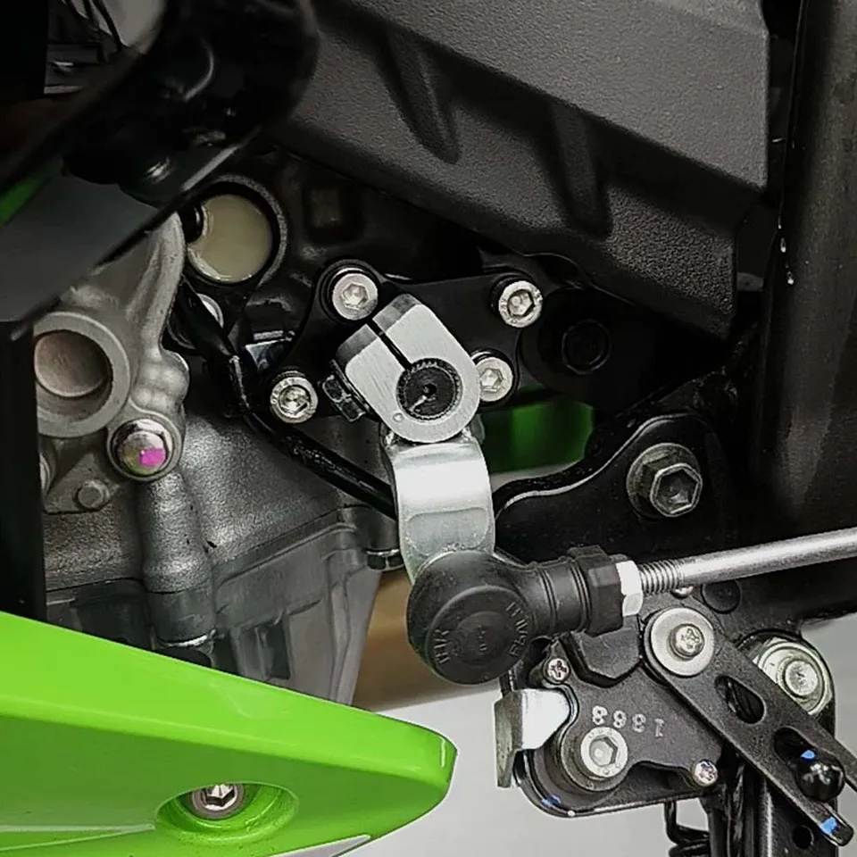 Gear Shift Support Stabilizer Support Holder For KAWASAKI ZX-25R