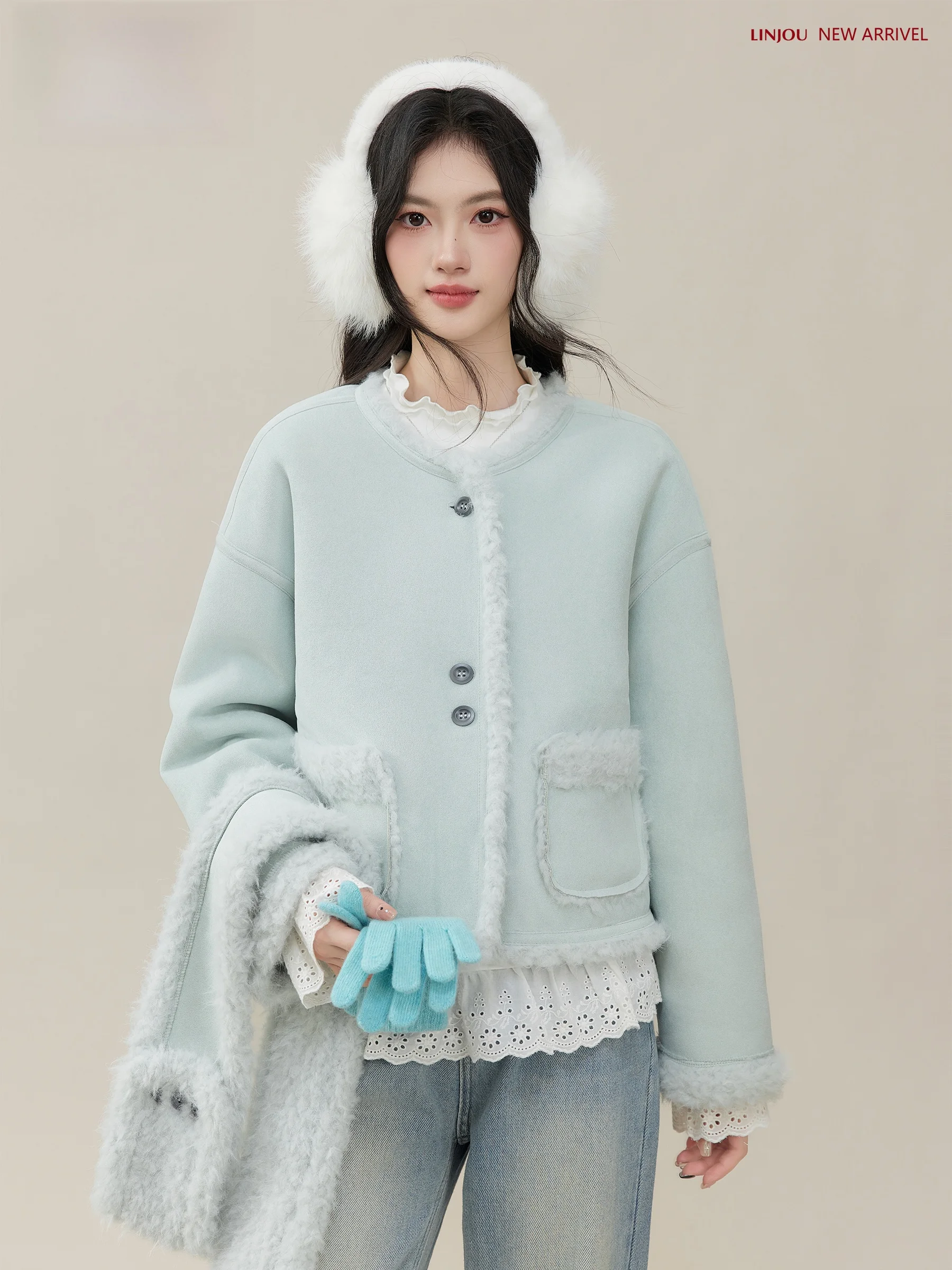 

Женское теплое пальто Ele Snug Fit из замши и вельвета с меховой подкладкой, на пуговицах, из полиэфирного волокна, от Lingjiu