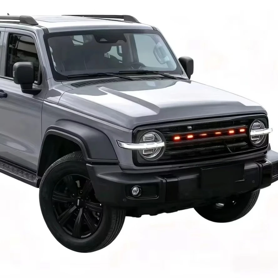High-Brightness LED Grille Running Lights For Tank 300 Non-Destructive Installation IP68 Waterproof New Condition