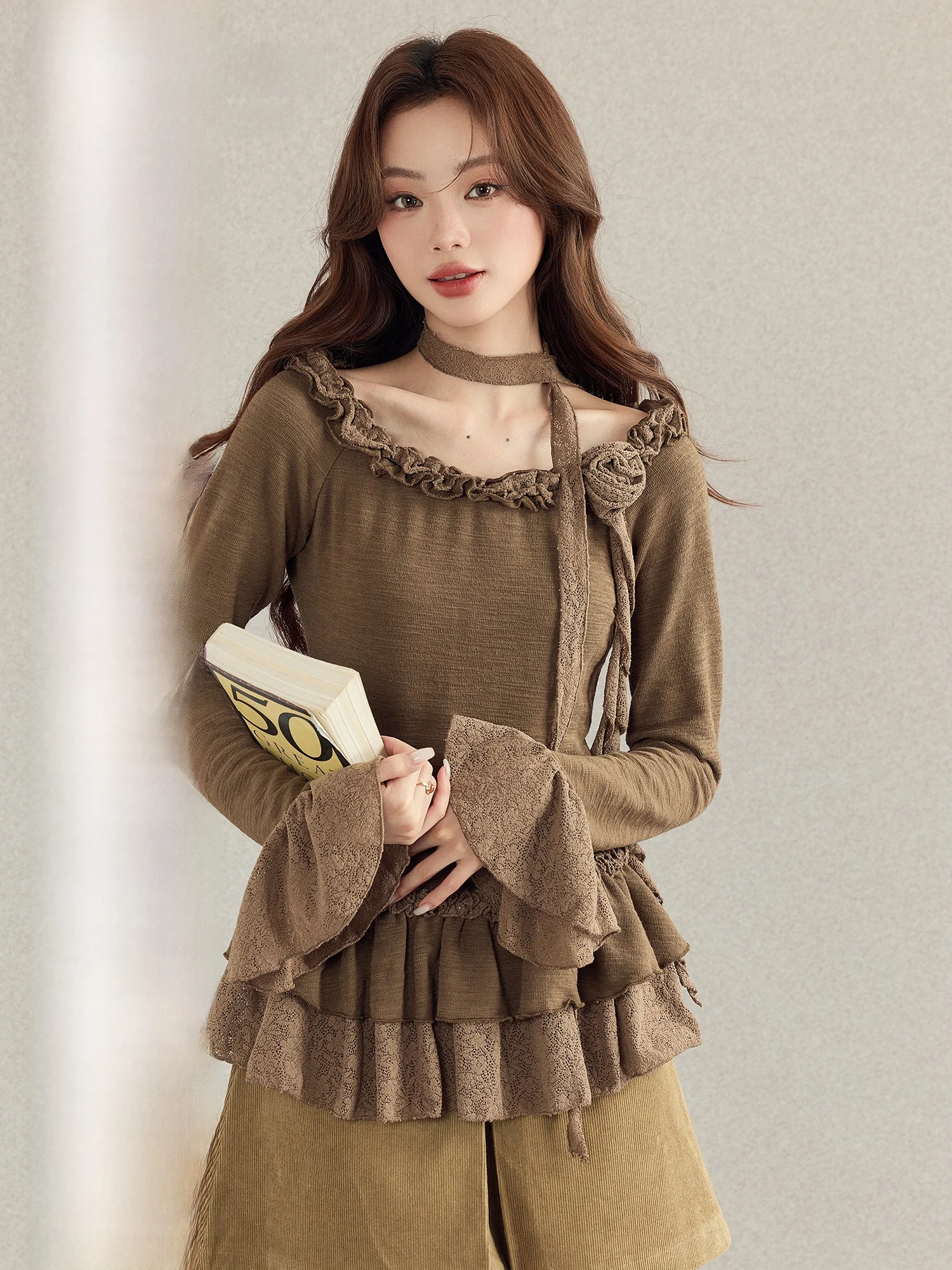 

Meng Xiaoqi Pure Desire Sweet Spicy Lace Patchwork Bell Sve женская футболка осенний ретро воротник с рюшами базовый слой топ