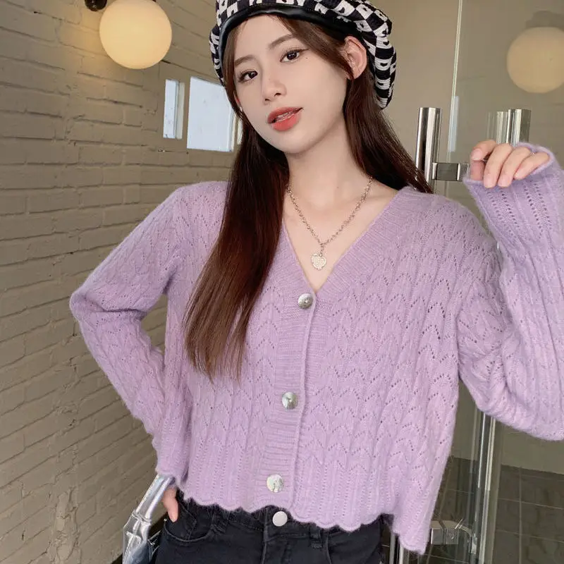 

Fashionable V-neck Sweater Cardigan for Women's Spring Autumn 2023 New Korean Short Cut High Cut Out Knitwear Sweet Coat