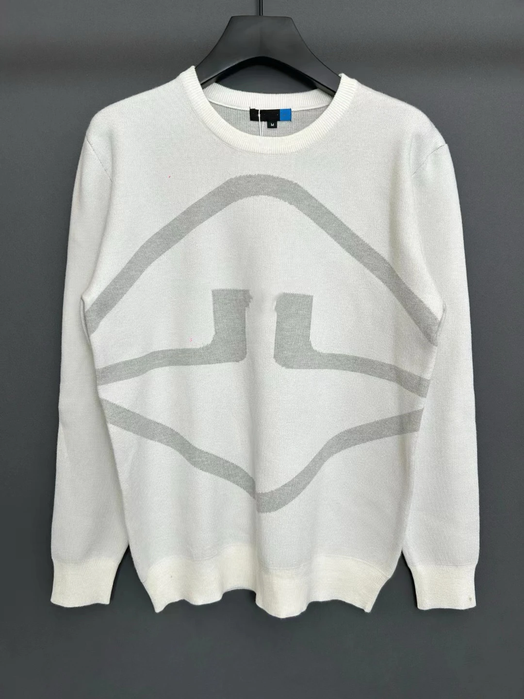 

Golf Sweater Men Autumn Knitted Round Neck Long Sleeved Golf Top, Casual Sports Style Man Golf Shirt