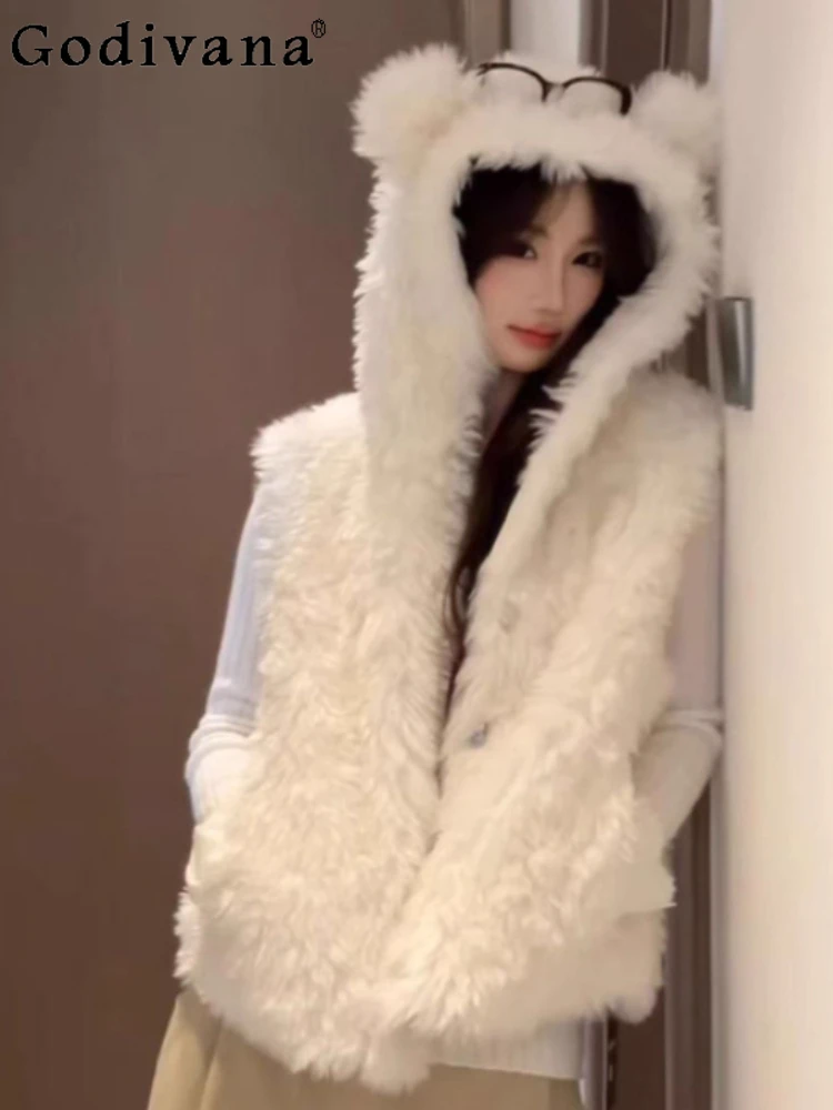 

Женский осенне-зимний новый утолщенный белый теплый плюшевый жилет с капюшоном, модные свободные милые возрастные универсальные пальто без рукавов