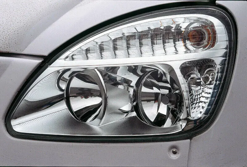 For GAZ GAZelle 2003 2004 2005 2006 2007 2008 2009 Bluetooth APP Multi-Color Ultra Bright RGB LED Angel Eyes Kit Halo Rings