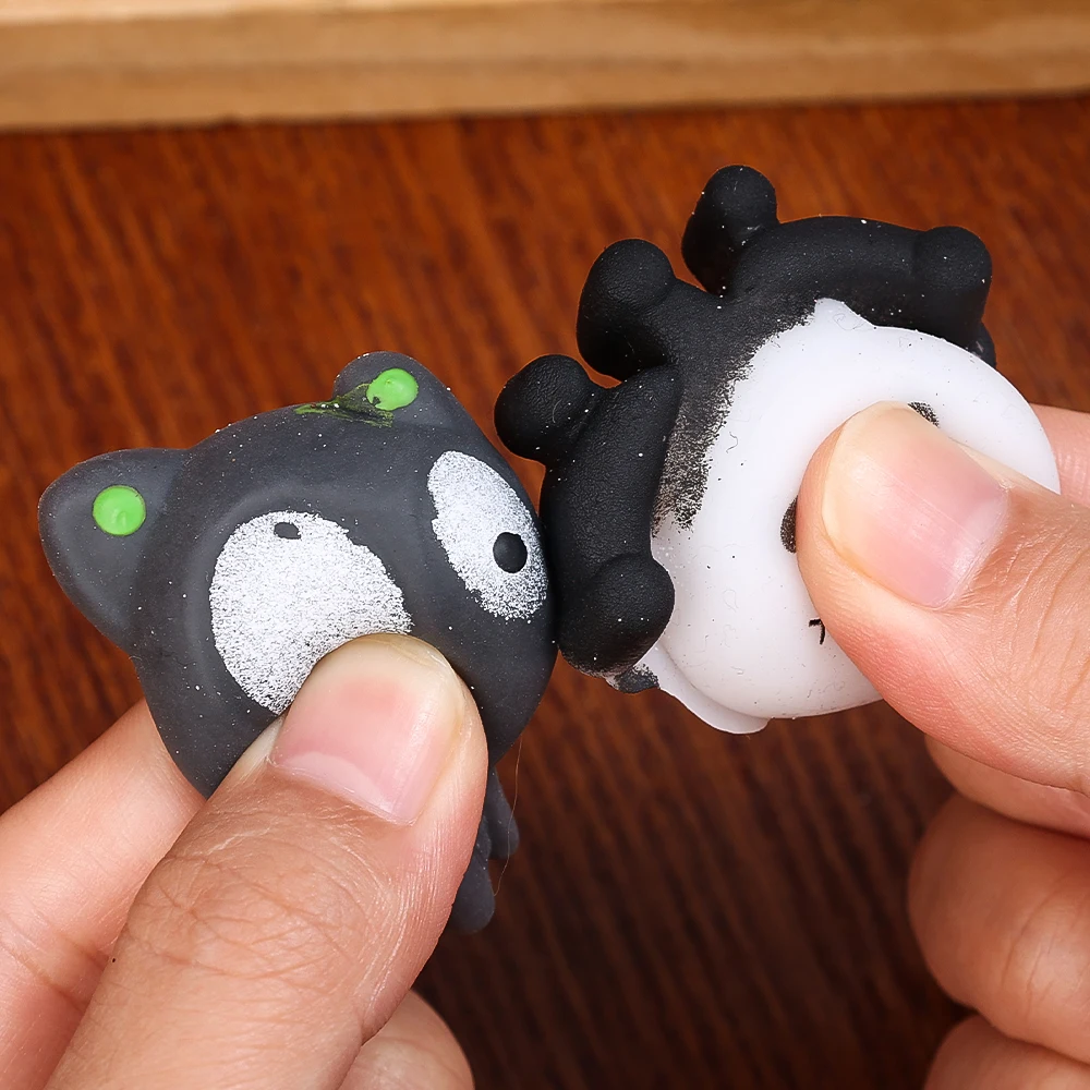 20Pcs Halloween Squeeze Animal Pinch Toy Set TPR Decompression Sensory Toys Children's Halloween Party To Relieve Anxiety Toys