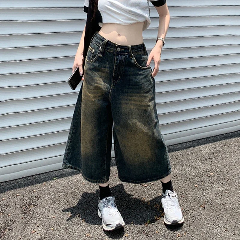 

New 2025 Streetwear Y2k Style Baggy Denim Shorts Women Wide Leg Short Pants Fashion High Waisted Wash Knee Length Jeans Female