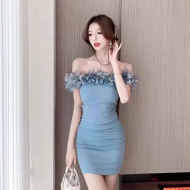 Sexy and Pure with a Charming and Elegant Style Off-the-shoulder Petal Hem Bodycon Dress Trendy Little Evening Gown