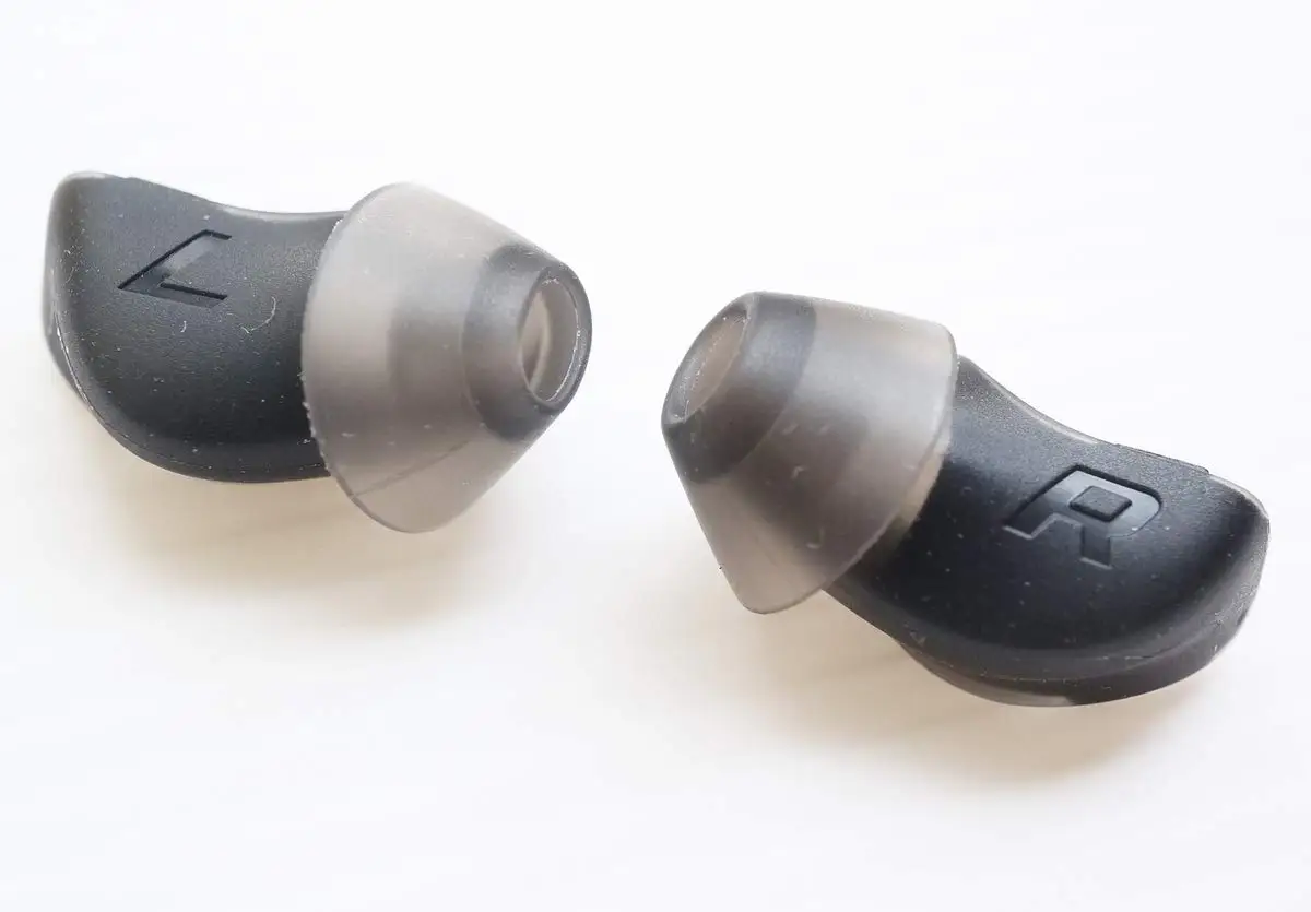 V-MOTA сменные амбушюры, амбушюры, совместимые с Plantronics Backbeats PRO 5100, противоскользящие мягкие силиконовые (2 пары) (средняя)