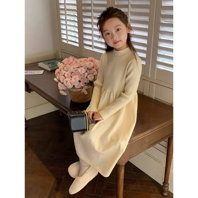 Girls' Korean Version Autumn and Winter New Item, Long Sleeved Versatile and Cute Baby Knitted Dress