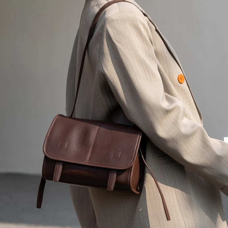 

2026 Winter New Style First-Layer Calfskin Single-Shoulder Crossbody Women's Bag, Commuter Messenger Casual Versatile Shoulder Bag for Women