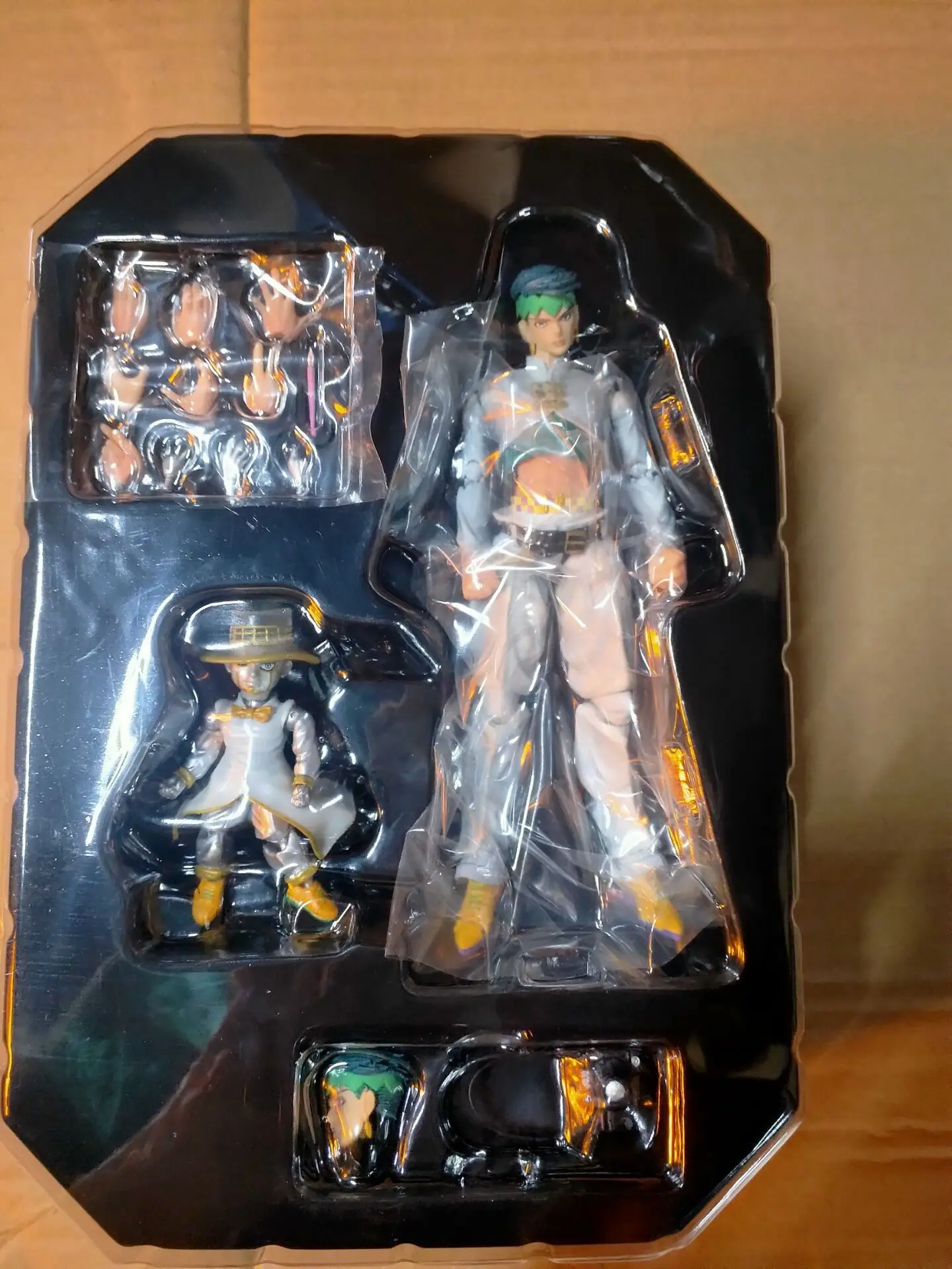 Medicos-JoJo's Bizarre Adventure Action Figures, Rohan Kishibe, Heaven's Door, 16cm