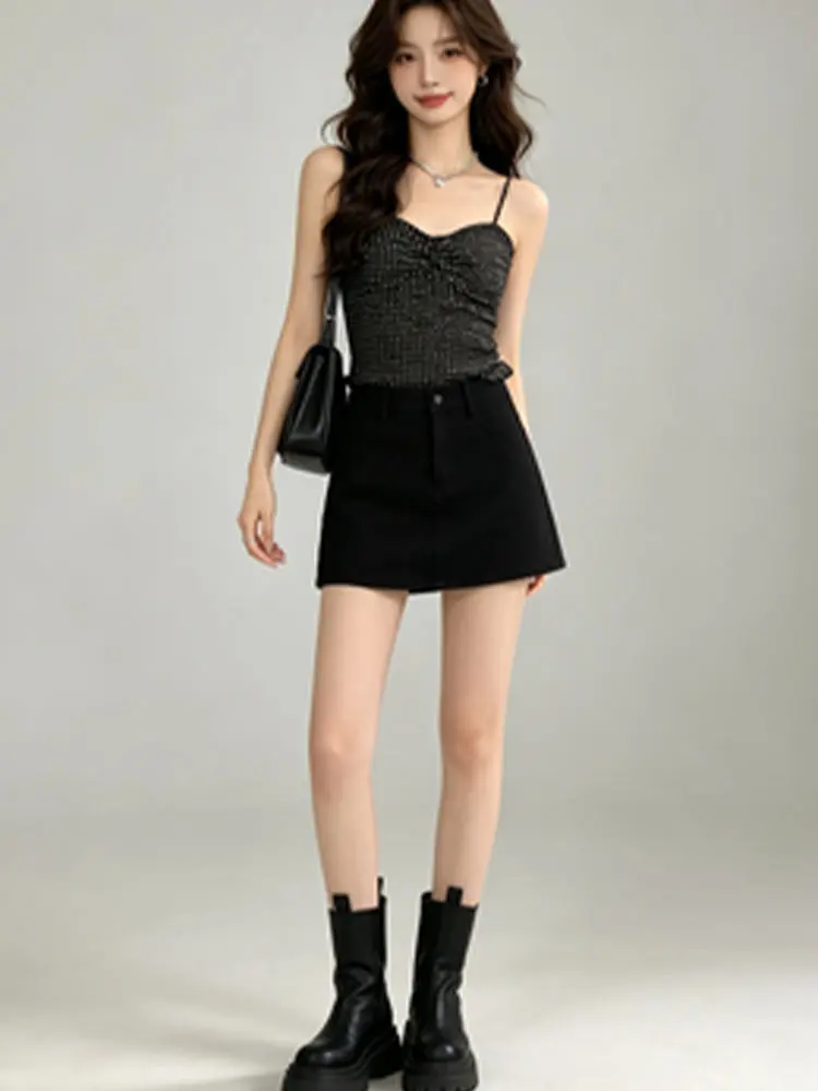 French Retro Vintage Polka Dot Strapless Ruffled Sleeveless Y2K Top with Early Millennial Flair