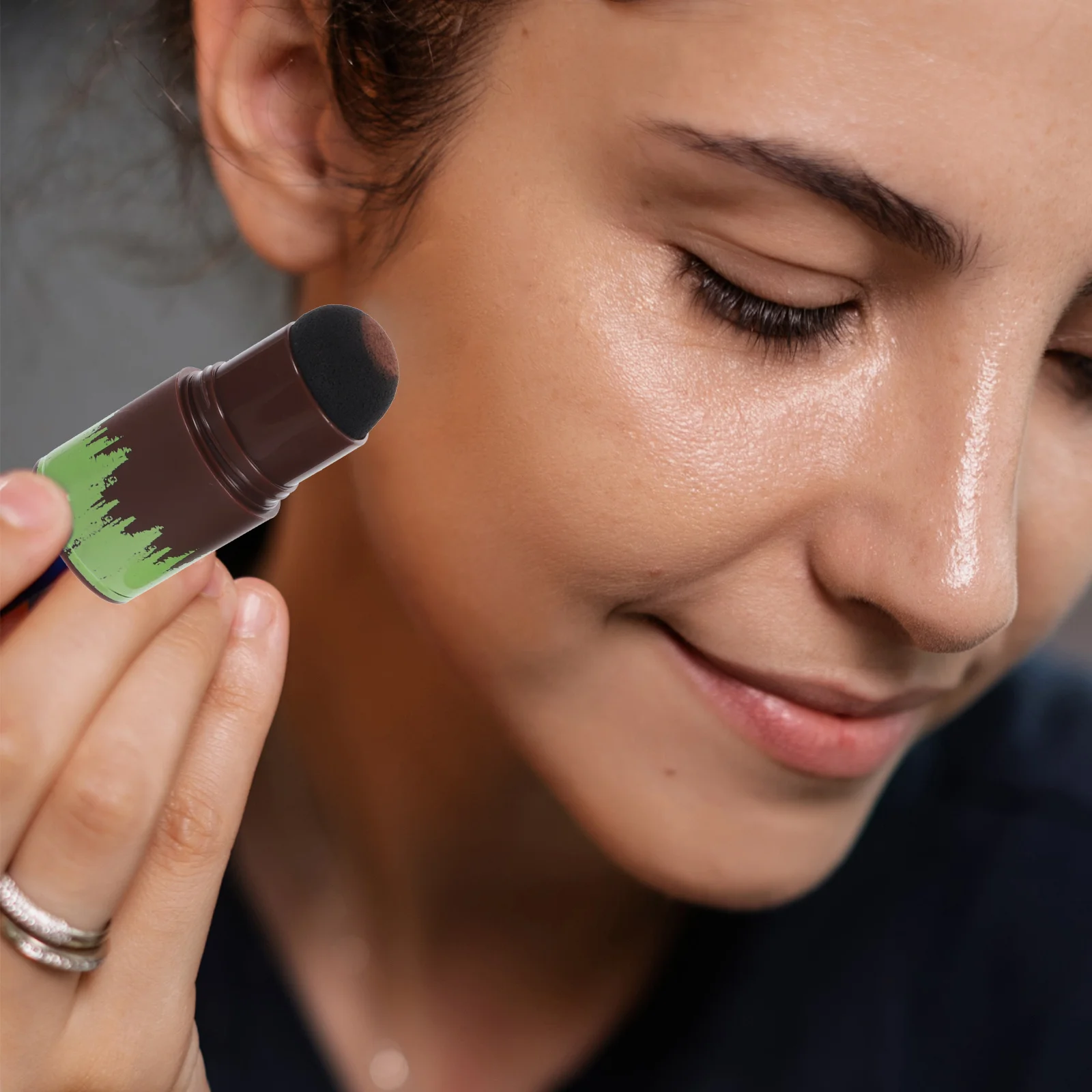 ปากกาฟองน้ำปกปิดผมบาง 2 ชิ้น สำหรับปกปิดโคนผมขาวและบริเวณผมบาง