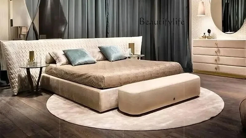 

Modern simple leather double bed high-end bedroom wedding bed designer Italian light luxury soft bed