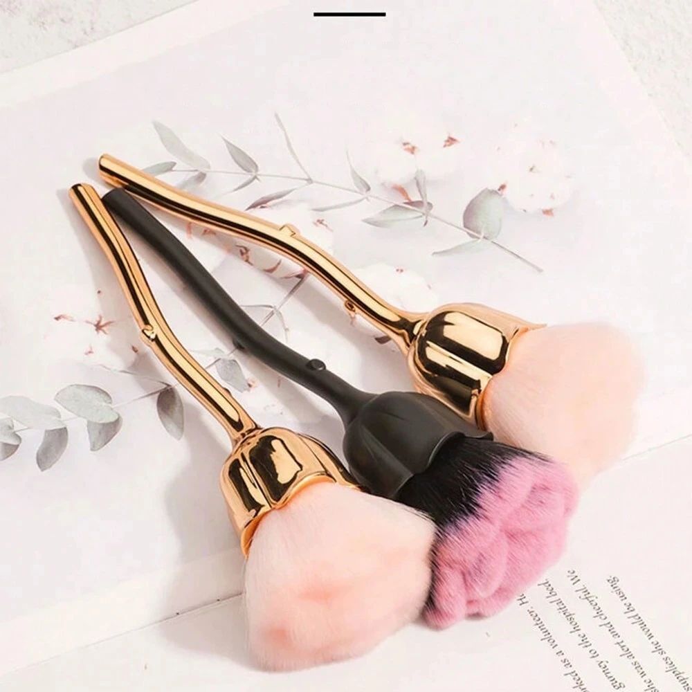 1pc Champagne-Colored Rose-Shaped Nail Dust Brush Soft Bristle Makeup Brush Manicure Tool & Accessory For Nail Cleaning