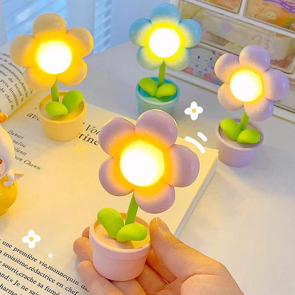 ミニLEDフラワーナイトライト、かわいい小さなテーブルランプ、デスクトップの装飾、ベッドサイドの寝室、周囲ライト、子供のおもちゃ、子供の休日のギフト