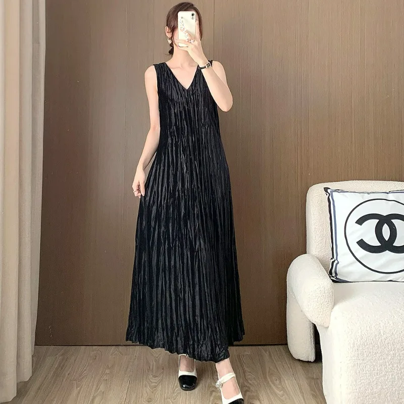 

Miyake 2024 Autumn Velvet Dress Long High Grade Women's Handmade Pleated Skirt Bottom Tank Top Skirt Versatile Small Black Dress
