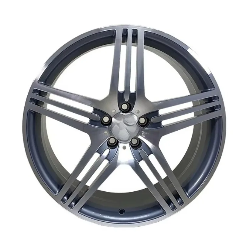 

Wheels for series 550 forged rims and the entire range of automotive rim hub modifications
