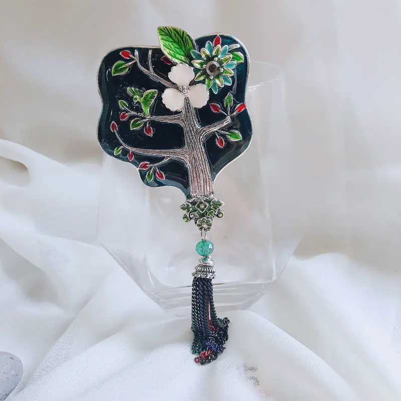 Chinese Classical Fan Brooch Female Vintage Enamel Flowers Banana Leaf Corsage High-grade Jacket Cheongsam Pins Accessories