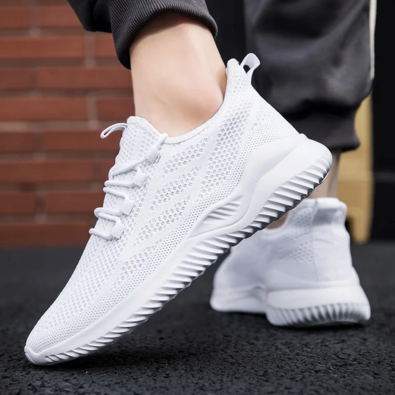 Sepatu musim panas untuk pria bersirkulasi modis Sneakers pria sepatu kasual luar ruangan kaus kaki jalan kaus kaki sepatu Tenis Masculin Zapatillas Hombre