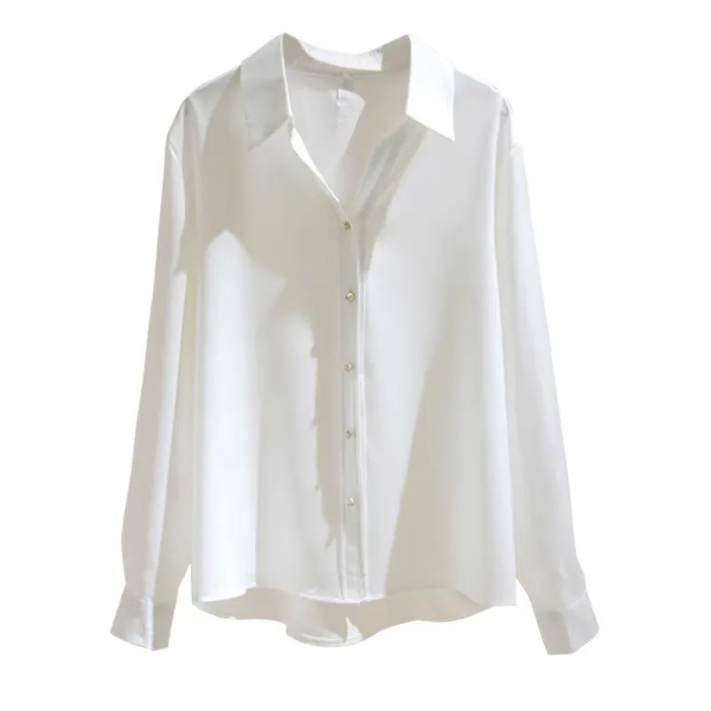เสื้อเชิ้ตผู้หญิงสไตล์ใหม่สำหรับฤดูใบไม้ร่วง สีขาวเรียบง่าย คอวี แขนยาว เหมาะสำหรับใส่ทำงาน ดูสง่างาม  เสื้อผู้หญิงลำลอง ดีไซน์โดดเด่นไม่ซ้ำใคร