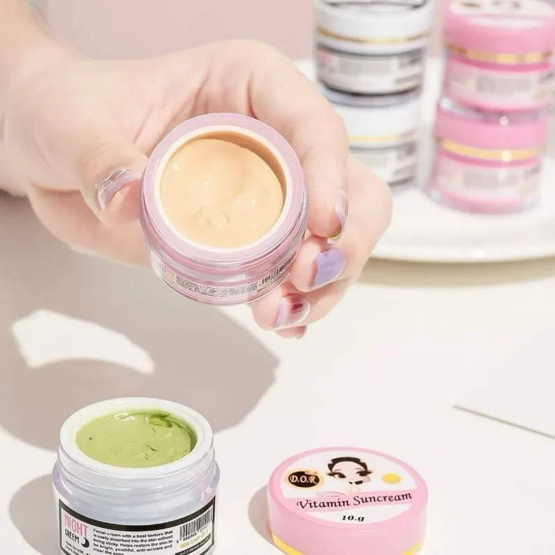ensemble-de-creme-eclaircissante-pour-le-visage-thailandaise-2-en-1-hydratant-avance-pour-booster-l'eclat-pour-l'hyperpigmentation-soins-de-la-peau-aux-resultats-visibles