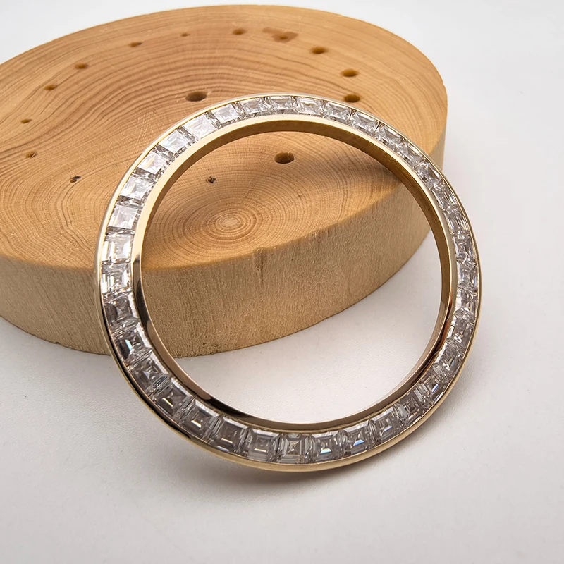 Dostosowana ramka zegarka z litego żółtego złota 9K 18K z diamentami Moissanite dla 116588   Części zamienne do zegarków TBR