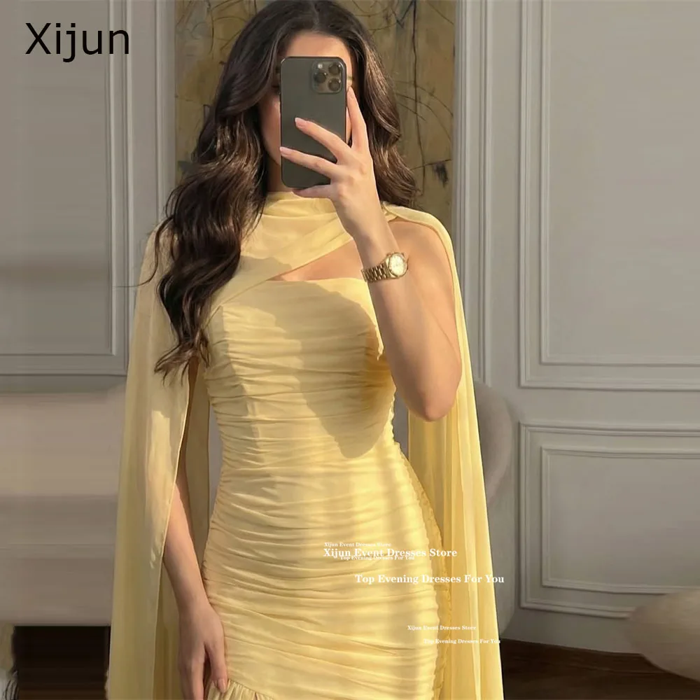Xijun Elegante Babygelbe Abendkleider, Chiffon, ärmellos, Meerjungfrau-Abschlussballkleider, Schal, Schlitz, formelle Dubai-Abschlussballkleider, individuell gestaltet
