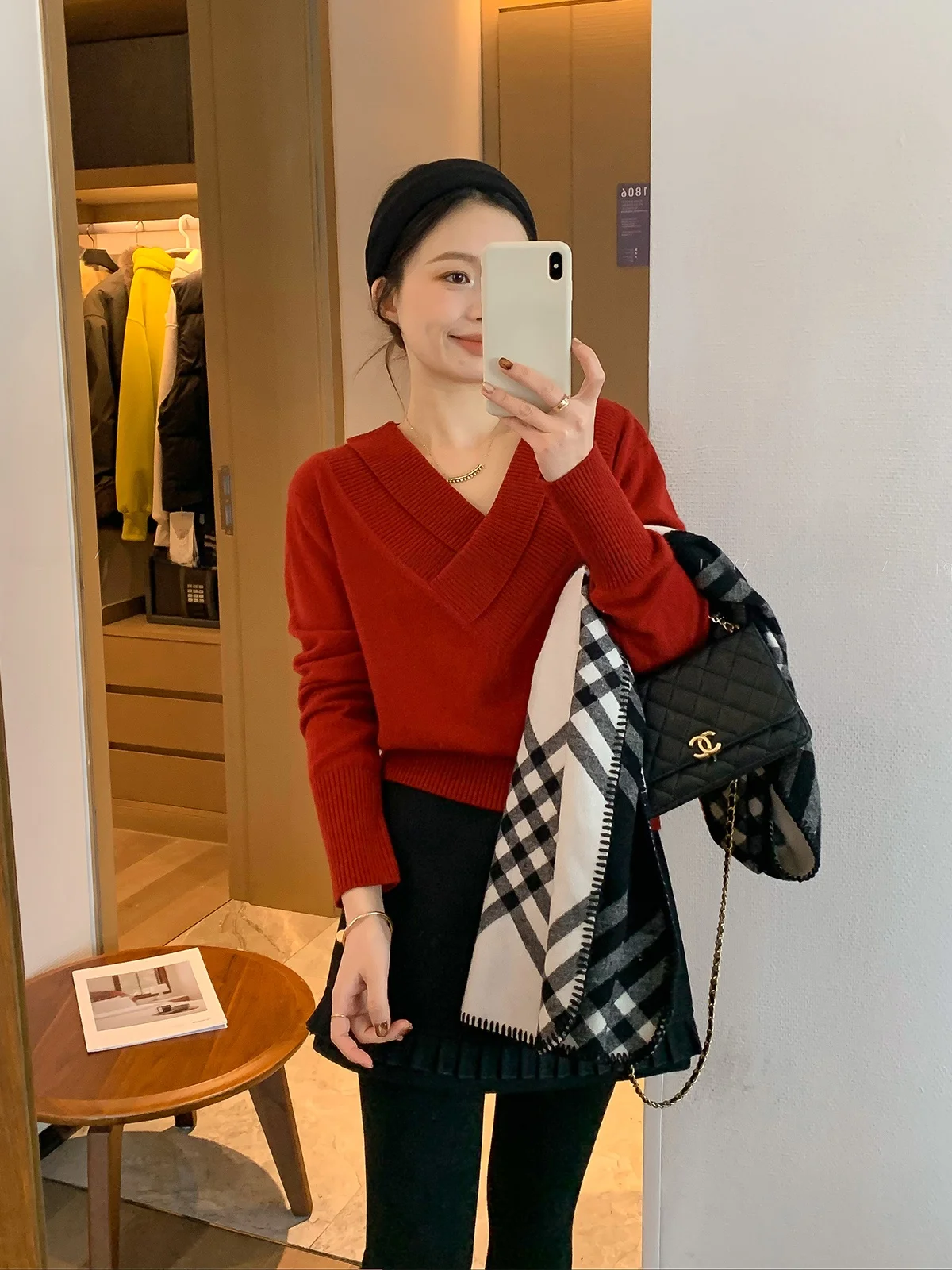 

Красный вязаный свитер с V-образным вырезом и длинными рукавами, женский, свободного кроя, модный зимний топ, бренд Love Devil Fi, повседневный трикотаж