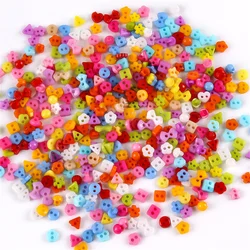 100 pezziPulsante piccolo doppio foro da 6 mm, 15 colori, mini pulsante in miniatura, molto adatto per vestiti per bambole, bottoni per bambini, pulsanti intelligenti