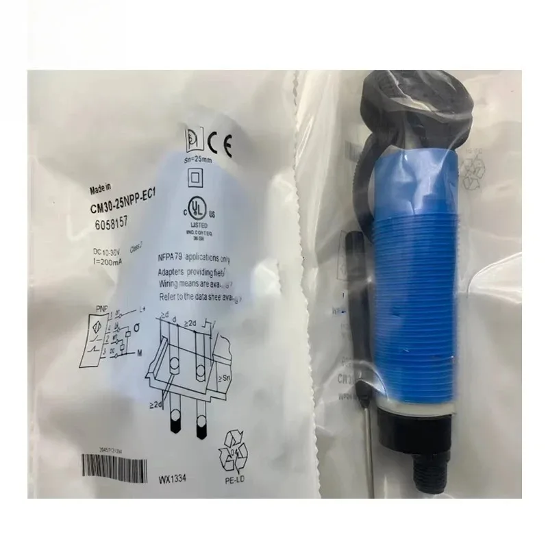 

Контроллер автоматизации с емкостным датчиком CM30-25NP-EC1 - Тип датчика