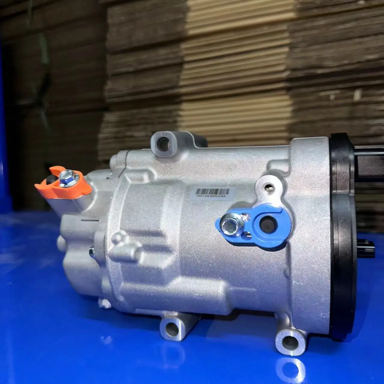 

New Auto AC Compressor L010040001 Auto AC Compressor 12V/24V Car Air Conditioner Compressor 88370-33040