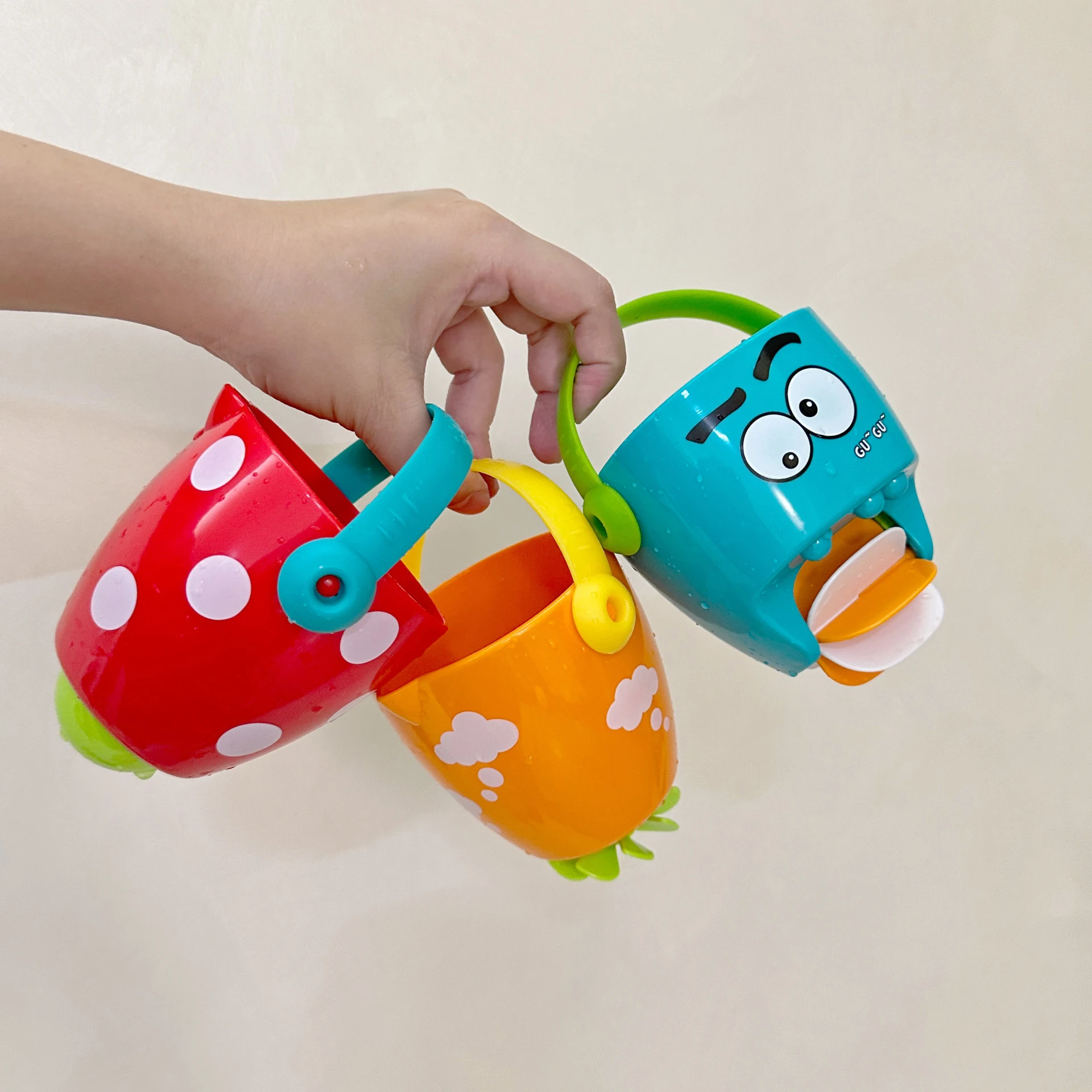 Jouets de bain pour réception-cadeau pour bébé, seau qui fuit, tasses d'eau, jeu d'arrosage pour tout-petits, baignoire, plage, Mini salle de bain, cadeaux, jouets de piscine, bain pour bébé