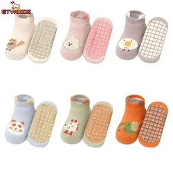 Calcetines antideslizantes para parque de atracciones para niños, calcetines de piso de animales de dibujos animados Kawaii, zapatillas de pie de bebé para niños, 1-5T, otoño