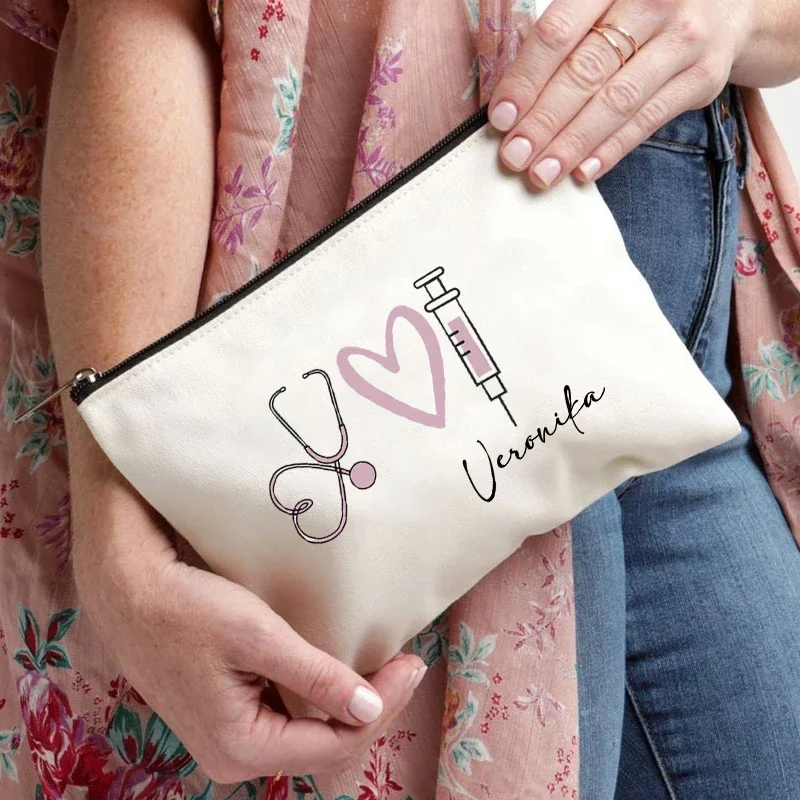 Letters Bag Customizable Nurse Pouch Stethoscope Syringe Heart Print Cosmetic Bag Custom Name Makeup Reusable Travel Bag
