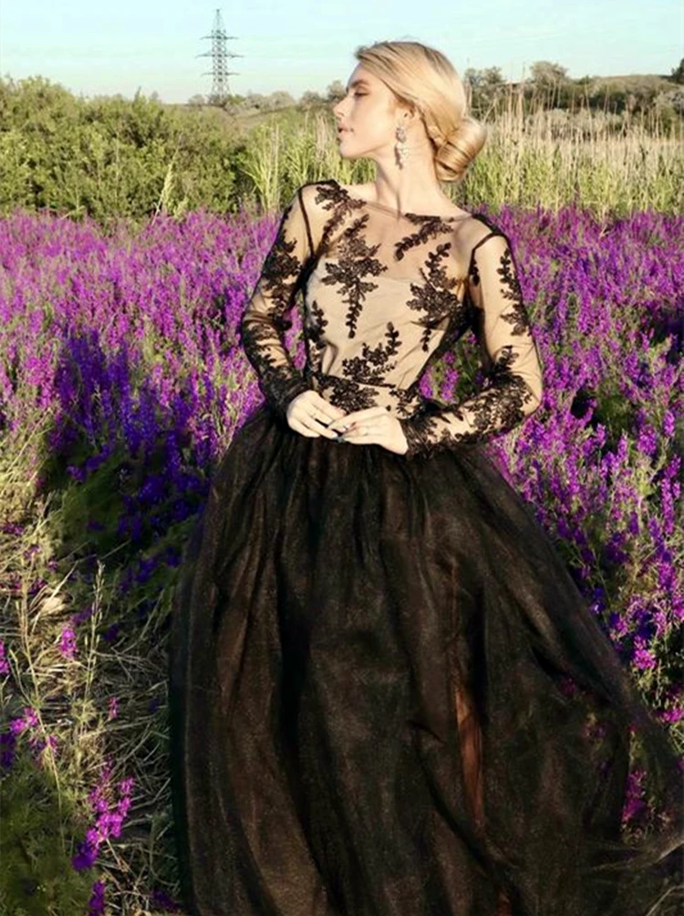 Robe de mariée gothique noire longue, avec Appliques en dentelle, classique, ligne A, manches longues, Illusion de col rond, dos nu, 2023