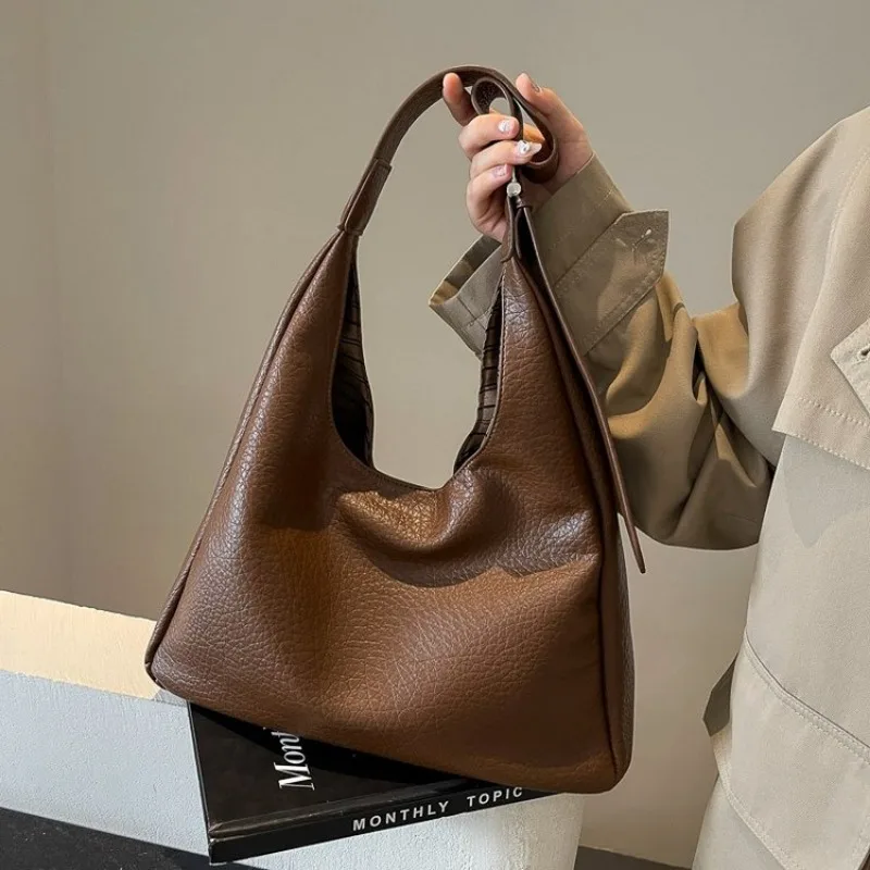 

Elegant Casual Handbag Commuting Campus Style Fashionable Exquisite Portable Trendy Simple Versatile