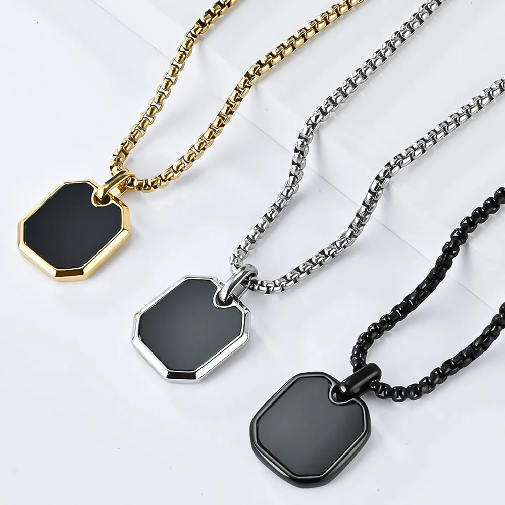 Gender -free, Cold Neutral Windy Small Square Titanium Steel Necklace Niche Personality Wearing Pendant Sweater Chain Accessorie