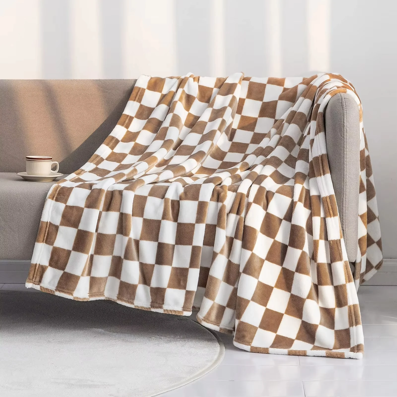 1 Stück schicke Flanelldecke mit Schachbrettmuster, weicher Überwurf mit Retro-Geometrikdruck für Raffungen im modernen Stil und Heimgebrauch