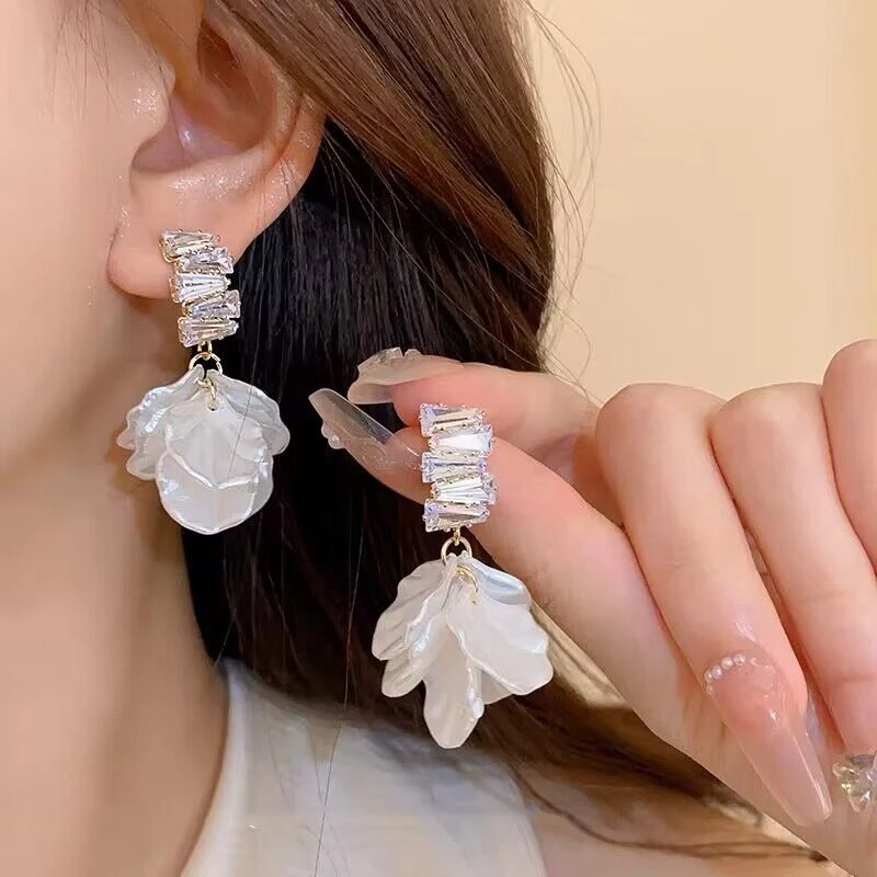 New Trendy Crystal Irregular Drop Earrings For Women Fashion Party Jewelry Korean Flower Dangle Earrings Personality Accessories