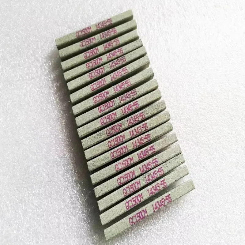 Dieci pezzi di pietre abrasive in carburo di silicio, bastoncini per lucidatura per la finitura del blocco cilindri