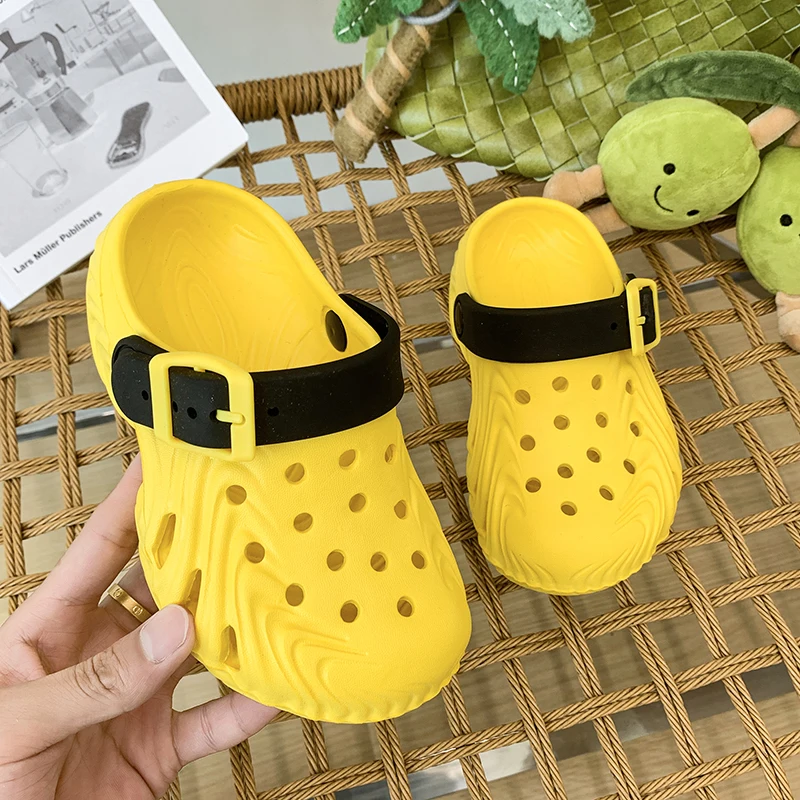 New Children's Clogs for Boys and Girls, Summer Non-Slip Outdoor Breathable Comfortable Lightweight Beach Shoes