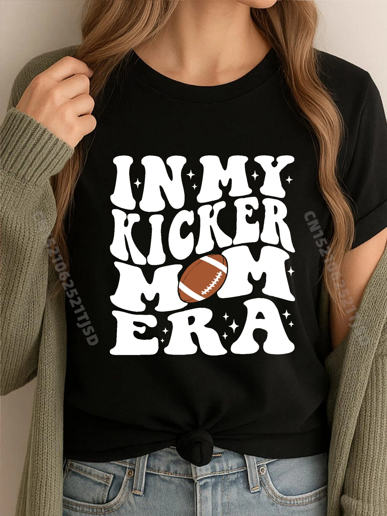 

In My Kicker Mom Football Era Kicker Mama Football Рождественская футболка с рисунком Мужская одежда Мужские топы Футболки