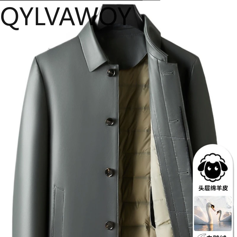 

QYLVAWOY овчина 2025 зимнее мужское пальто из натуральной кожи с лацканами для папы, повседневная съемная подкладка на гусином пуху, верхняя одежда LJ2612