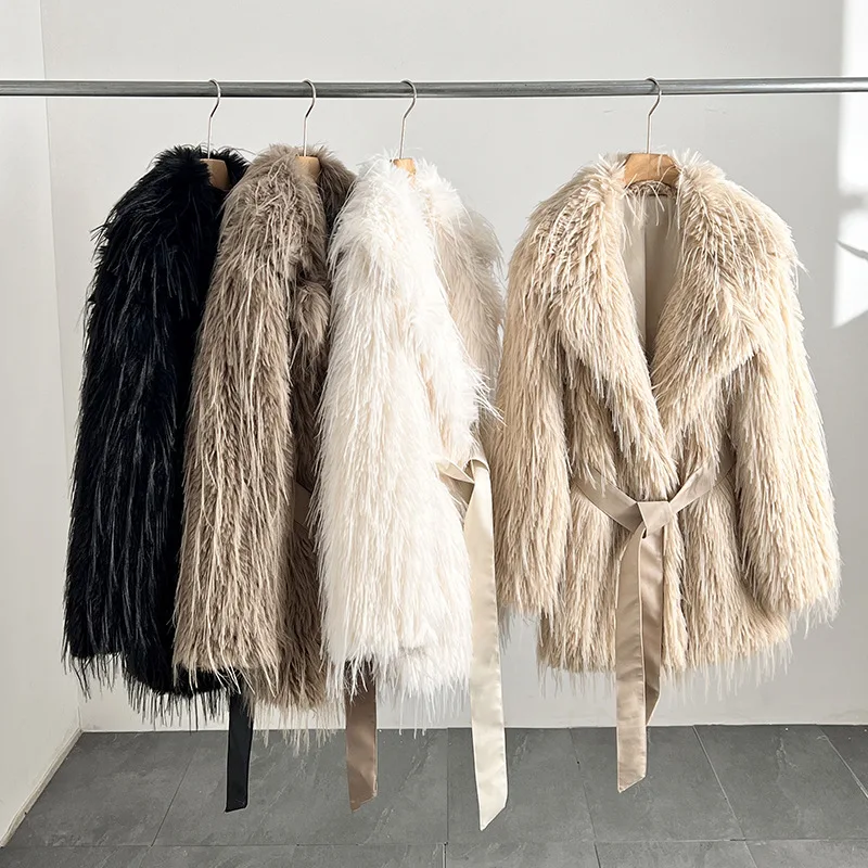 

Luxury Belted Notched Collar White Faux Fur Short Coat Slim Tassel Faux Fox Furry Jackets Fluffy Warm Thick Plush Coat Overcoats