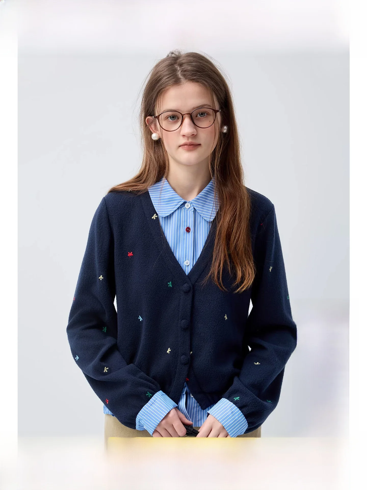 

Embroidered Large Size Knitted Cardigan Striped Fake Two-Piece Spring Fashion for Plump Women Straight Cut Long Sleeve