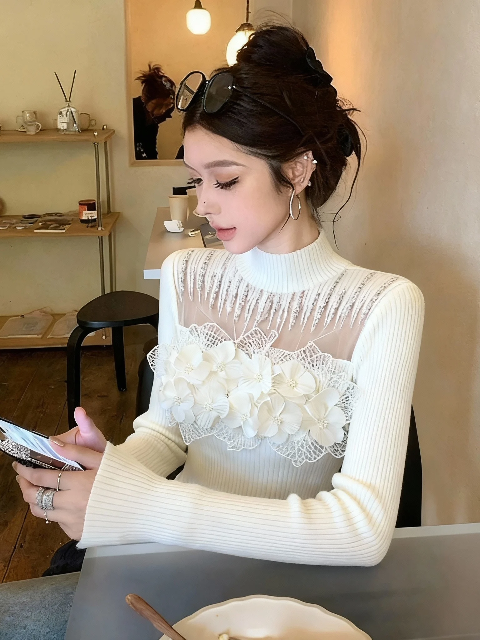 

Элегантная женская трикотажная базовая кофта с цветочным кружевом и вставками, облегающая, с длинным рукавом, с красивыми сетчатыми вставками, вязаный джемпер во французском стиле