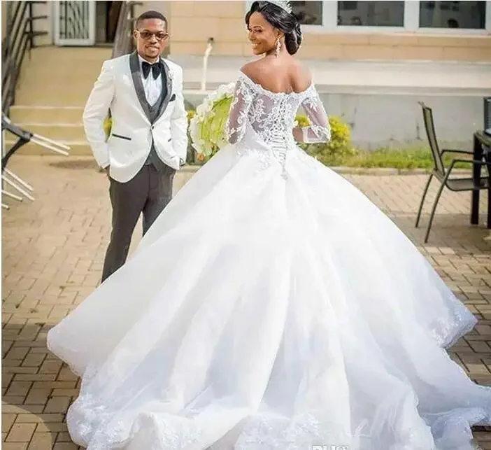 Customized African Wedding Dresses Ball Gown Off The Shoulder With Long Sleeves Wedding Reception Dress Bridal Gowns