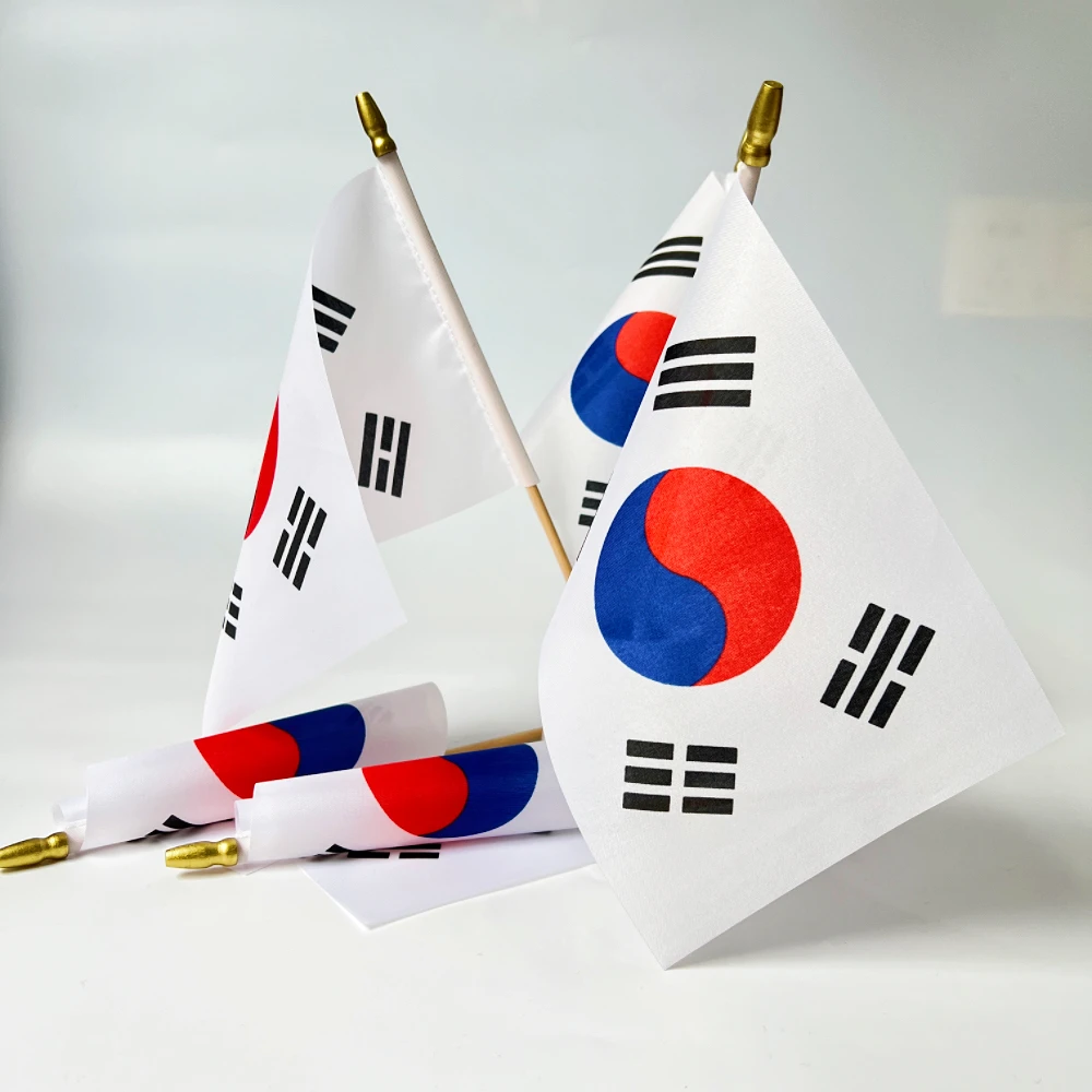 العلم الكوري 14x21 سنتيمتر Kor Kr كوريا الجنوبية العلم عصا خشبية سارية العلم اليد التلويح العلم الوطني الكوري العلم نشاط موكب الرياضة #2